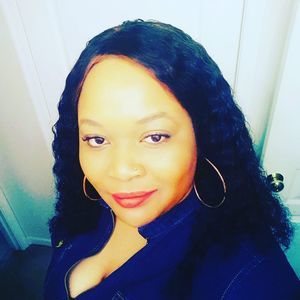 Meet your Posher, Malika